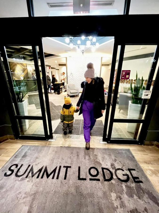 Summit Lodge Boutique Hotel Whistler Exteriér fotografie